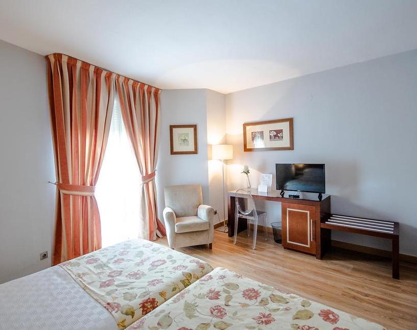 Hotel Rl Anibal Linares  Zewnętrze zdjęcie